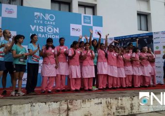 MARATHON-2015-BLIND-GIRLS-RUNNING-NIOEYES PUNE